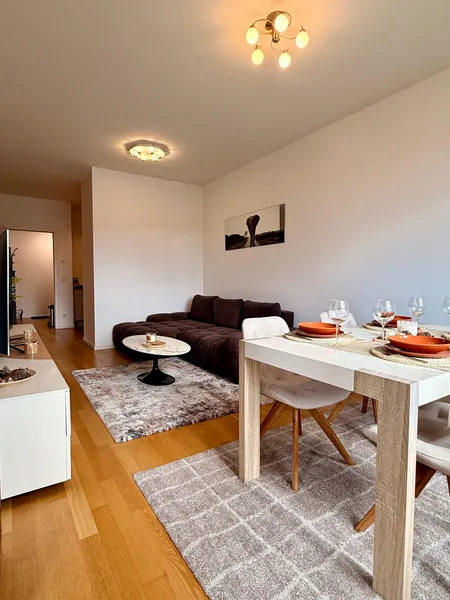 2,5-Zimmer-Wohnung in zentraler Lage in Berlin-Tiergarten — photo 1